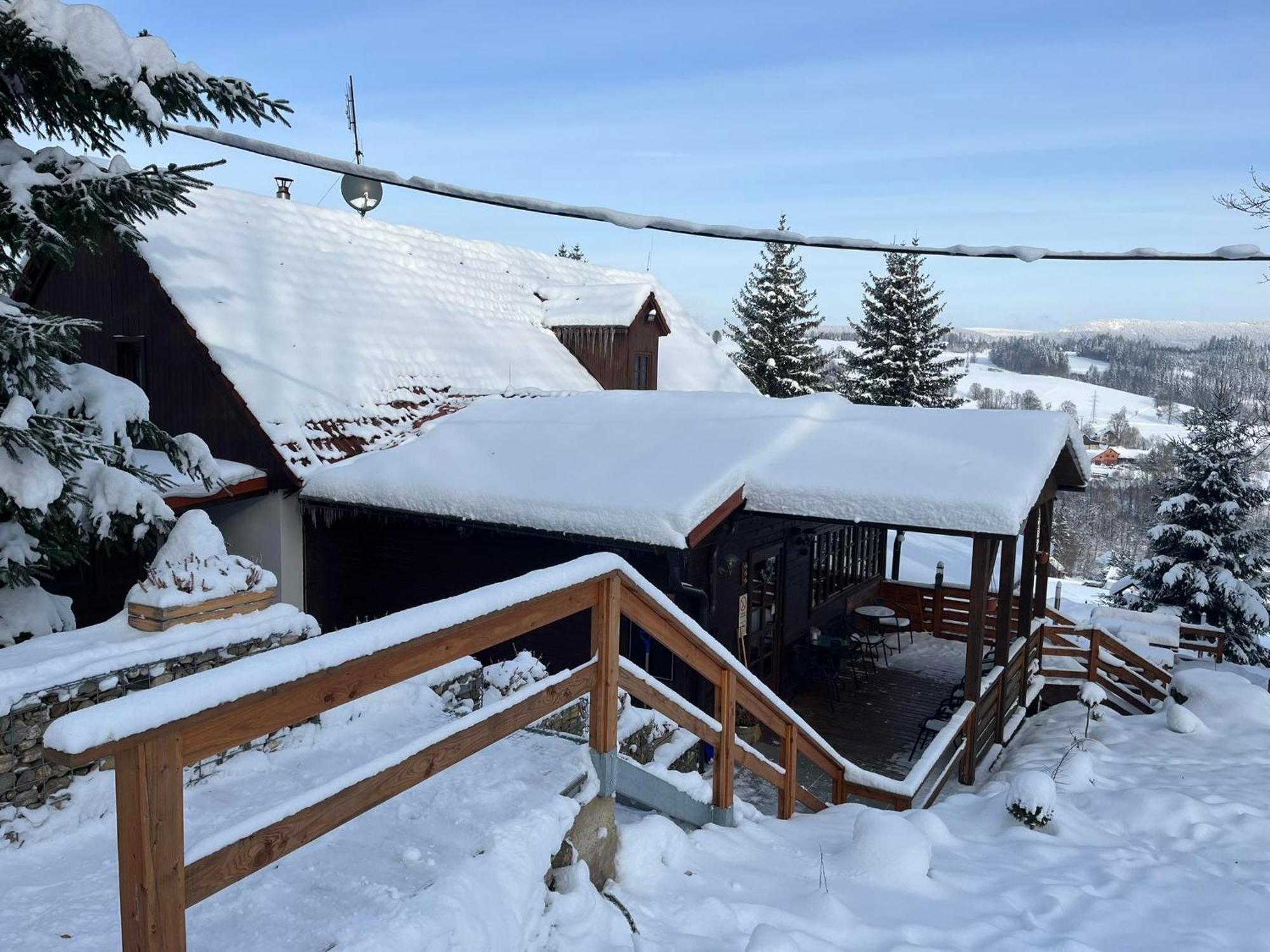 Penzion Harry Na Sjezdovce Krkonose Hotel Vysoké nad Jizerou Екстериор снимка